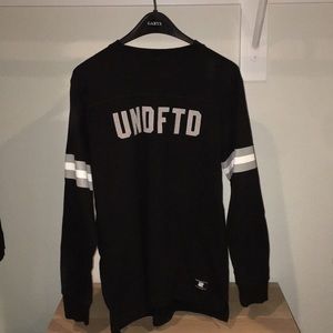 UNDEFEATED L/S